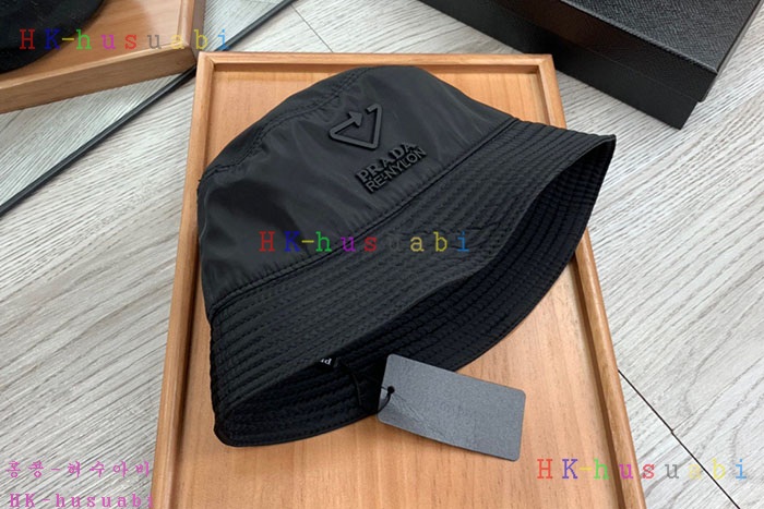 NEW 프라다 모자 신상 P 544707