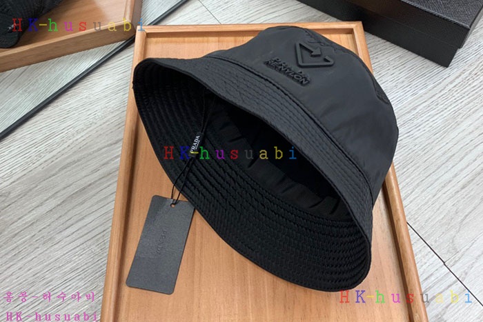 NEW 프라다 모자 신상 P 544707