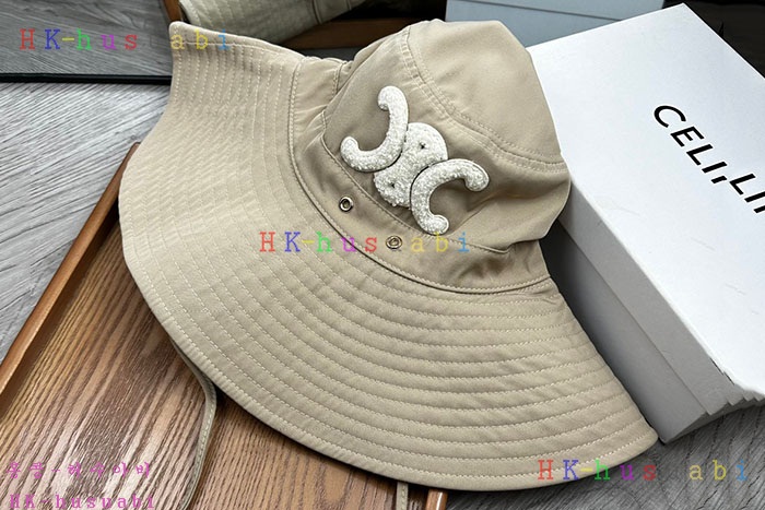 NEW 셀린느 모자 신상 C 6855804