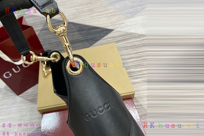 ★미러급★구찌 B 라지 숄더백 834981-4