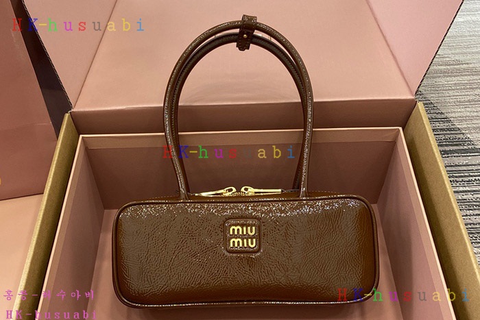 ★미러급★미우미우 토트백 나플락 페이던트 보백 5BB173