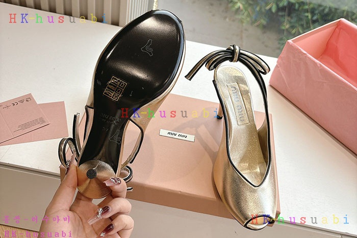 NEW 미우미우 신발 신상 MU 9580015