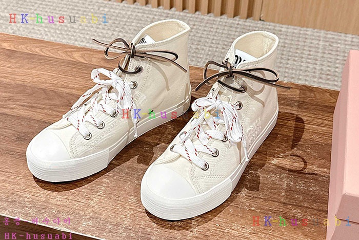 NEW 미우미우 신발 신상 MU 5584020