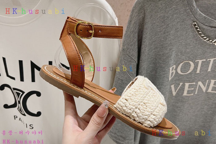 NEW 셀린느 샌들 신상 C 6117401