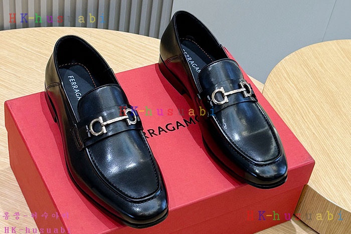 NEW 페라가모 신발 신상 F 240884