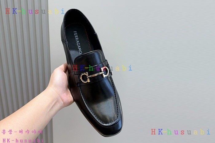 NEW 페라가모 신발 신상 F 240884