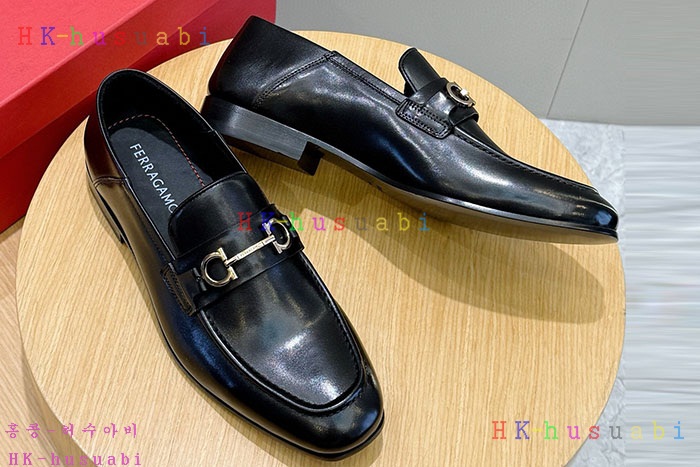 NEW 페라가모 신발 신상 F 240884