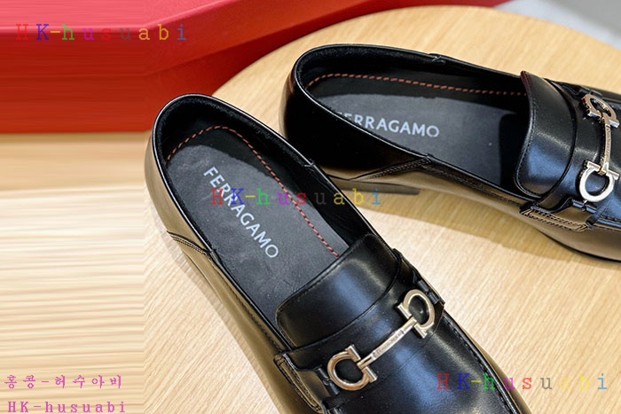 NEW 페라가모 신발 신상 F 240884