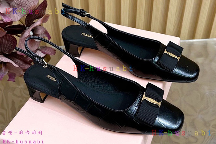NEW 페라가모 신발 신상 F 558008