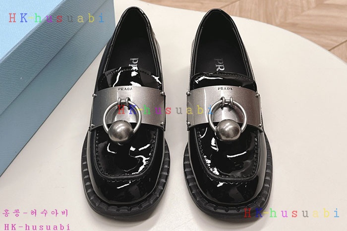 NEW 프라다 로퍼 신상 P 5570461