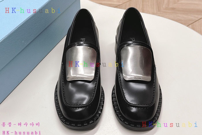 NEW 프라다 로퍼 신상 P 5570466