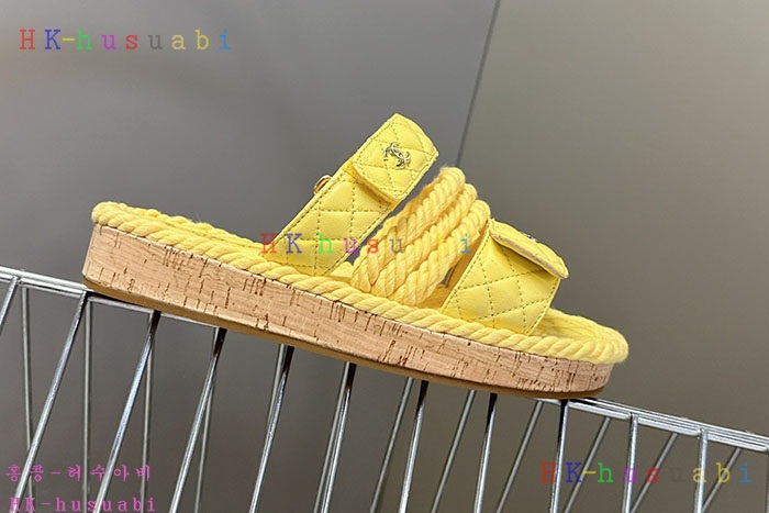 NEW 샤넬 샌들 신상 C 558117