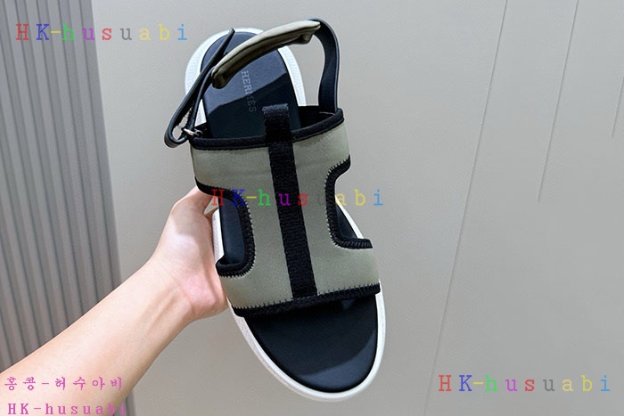 NEW 에르메스 신발 신상 H 8995801