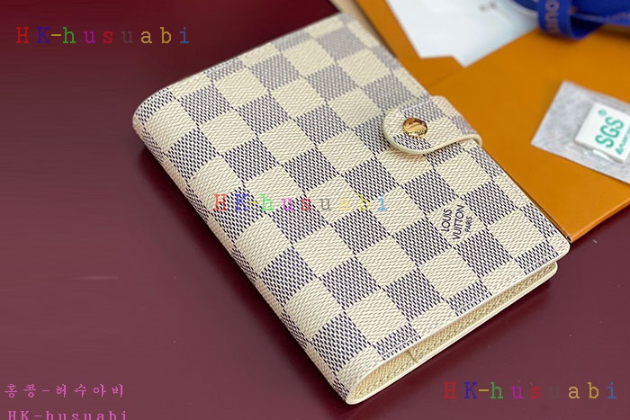 �ڹ̷��ޡڷ��̺��� ������ ���̾ R20706