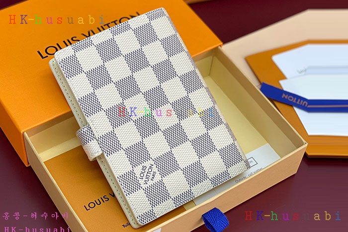 �ڹ̷��ޡڷ��̺��� ������ ���̾ R20706