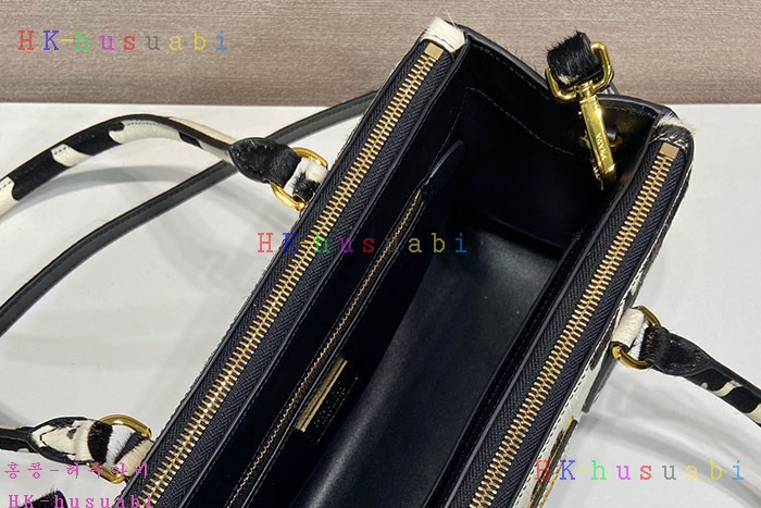 �ڹ̷��ޡ������ �������� �̵�� ����� 1BA457